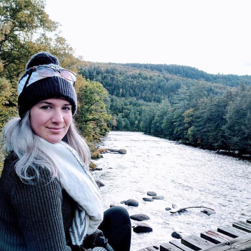 Meet your Posher, Hannah